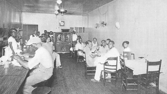 Mills Hi-Boy at Homer Burleson's Cafe, Corpus Christi, TX