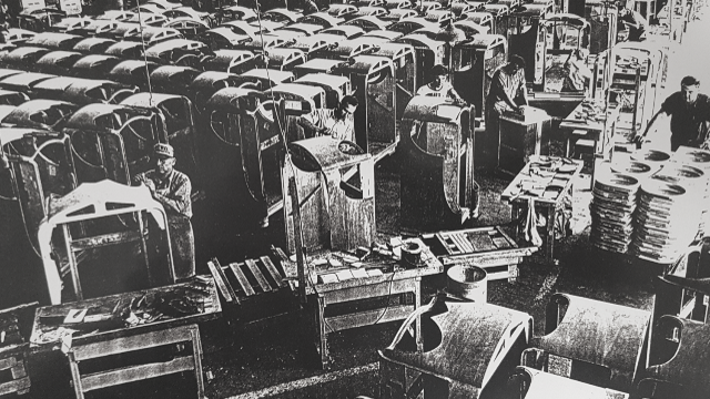 Wurlitzer Factory 800 Production around 1941